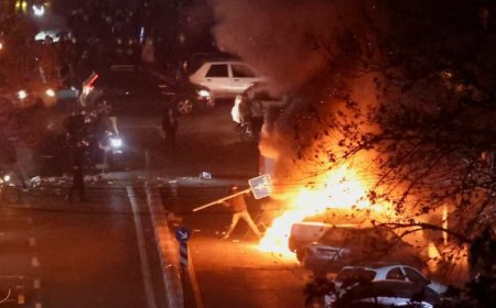 ईरान में सरकार विरोधी प्रदर्शन तेज, ट्रंप ने दिया खुला समर्थन और टैरिफ की धमकी