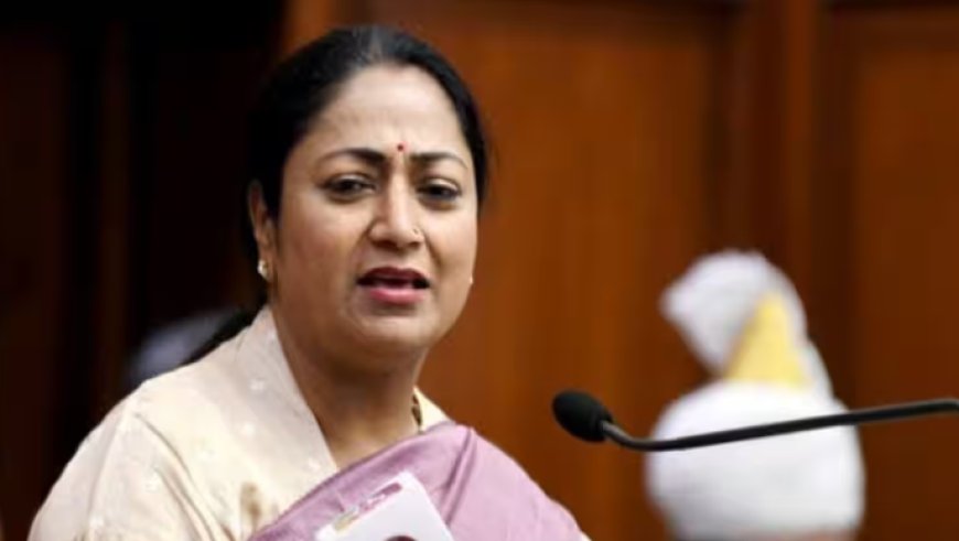 Delhi CM Rekha Gupta Hits Back at Critics, Highlights Govt’s Achievements Over AAP Rule
